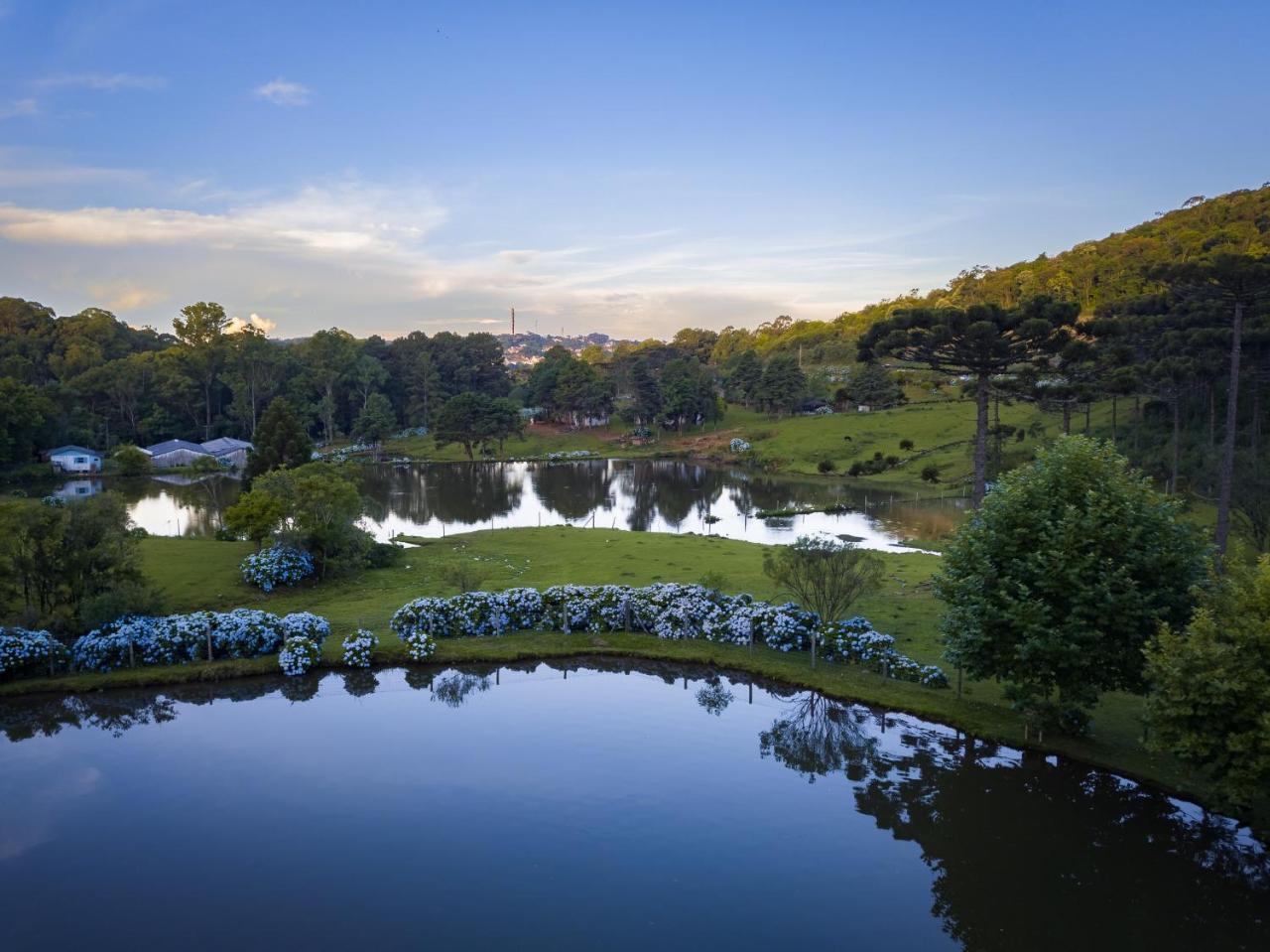 Hotel Fioreze Chales กรามาโด ภายนอก รูปภาพ